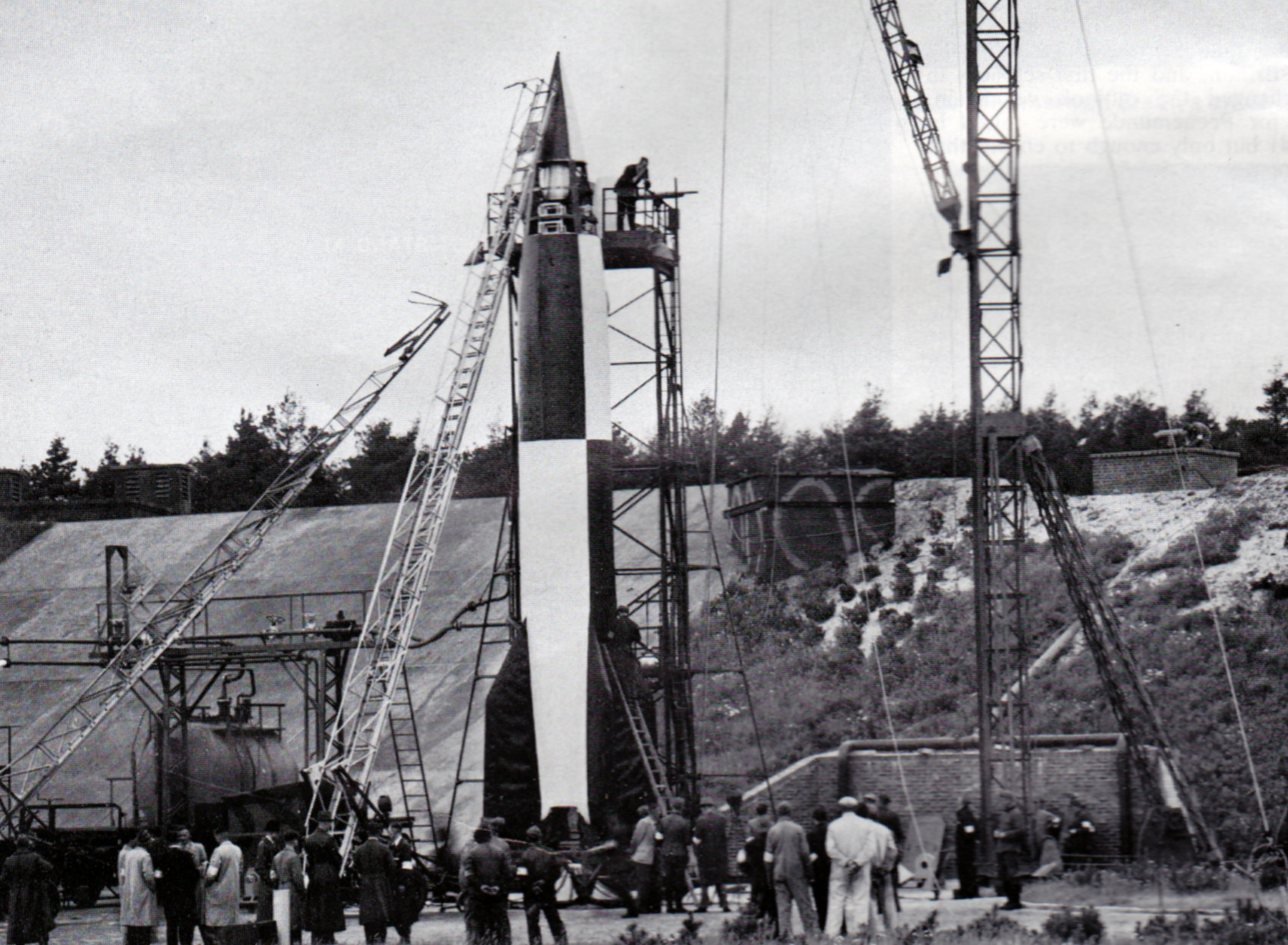 v2-rocket-origin-history-and-spaceflight-legacy-space