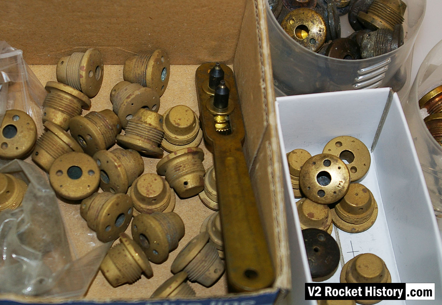 V2 rocket fuel Injector inserts stock