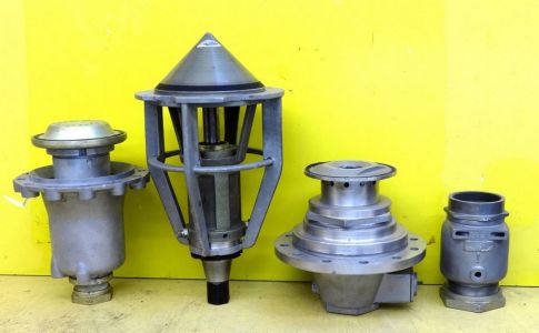 Main fiel and LOX propellent valves